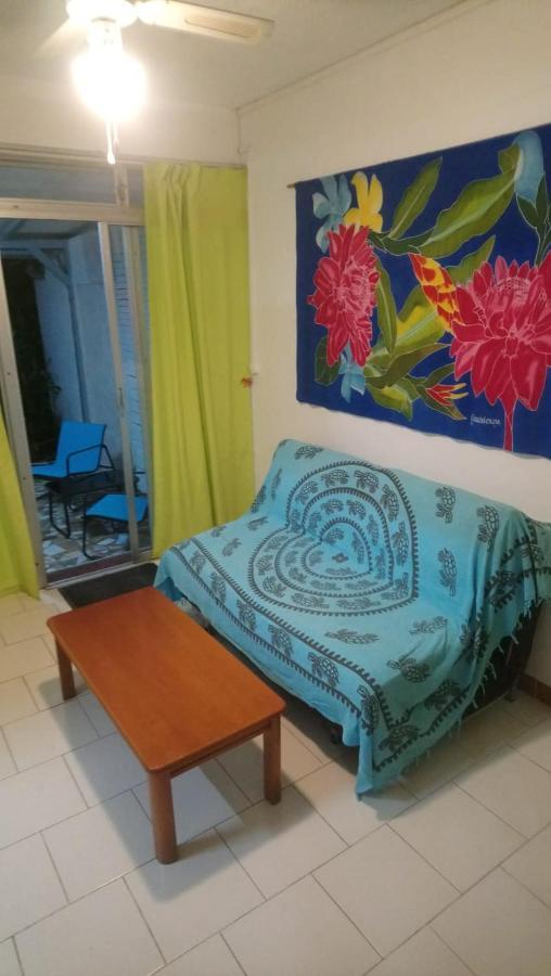 バステールChez Carolineアパートメント エクステリア 写真